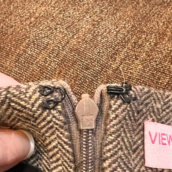 Vintage View Collection Y2K Skirt - Picture 4 of 5